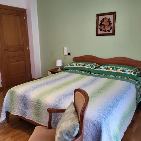 Collina Fiorita 度假居 Tollo