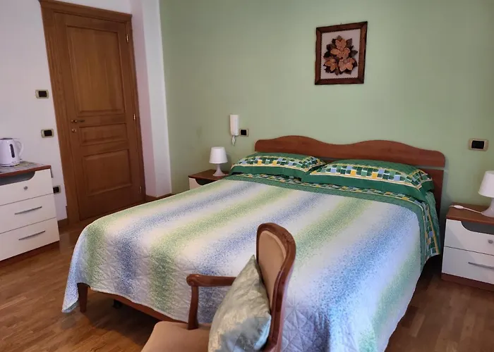 Collina Fiorita Дом отдыха Tollo